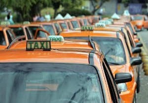 Curitiba: taxistas reclamam de novas taxas