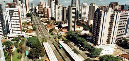 Curitiba (PR): novos táxis devem sair ainda neste semestre